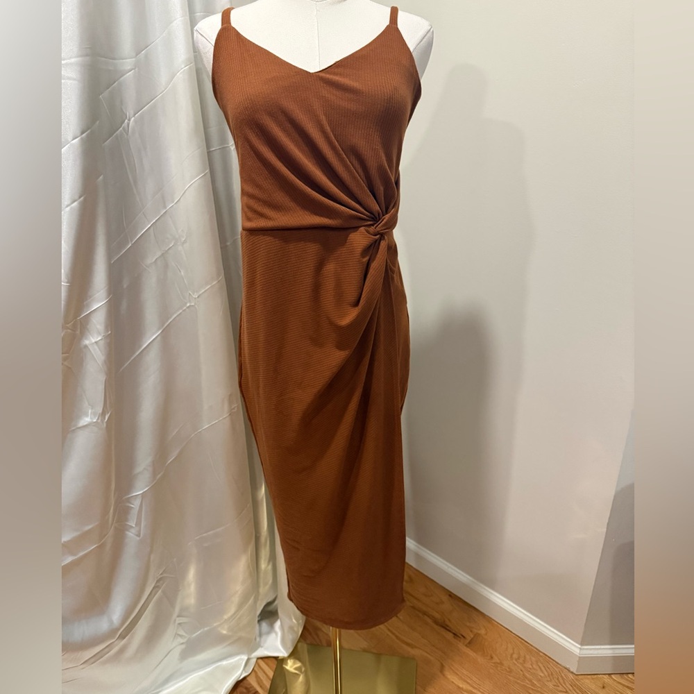 Nine Britton Cinnamon Knotted Midi Dress